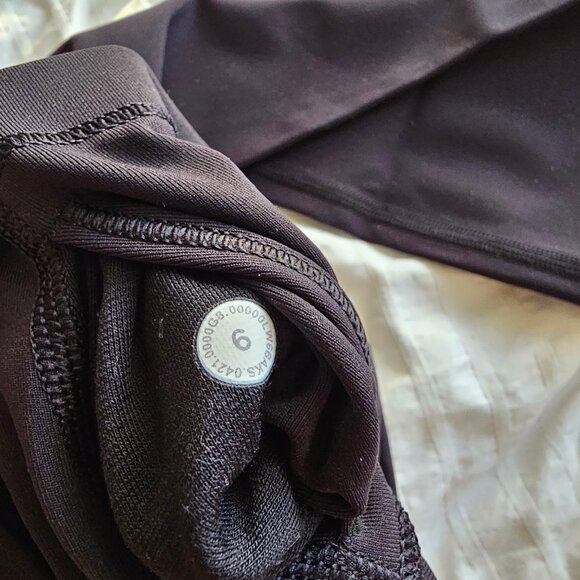 Lululemon Wunder Under High-Rise Luxtreme Cropped Leggings 23" - Black - Sz 6 - Picture 5 of 9